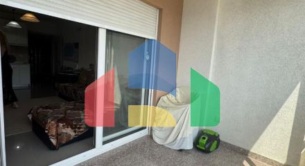 Квартира с 2 спальнями и видом на море и горы в Баре