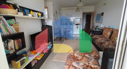 Квартира с 2 спальнями и видом на море и горы в Баре