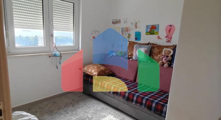 Квартира с 2 спальнями и видом на море и горы в Баре