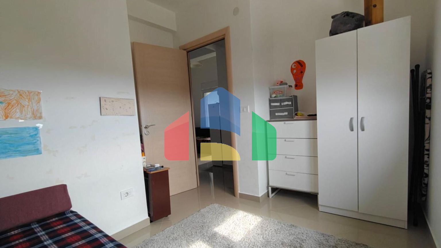 Квартира с 2 спальнями и видом на море и горы в Баре