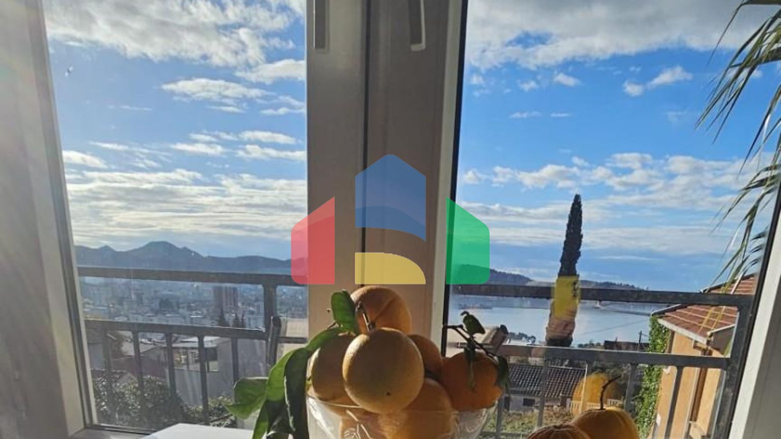 Продаётся квартира с видом на море и горы, Шушань, Бар