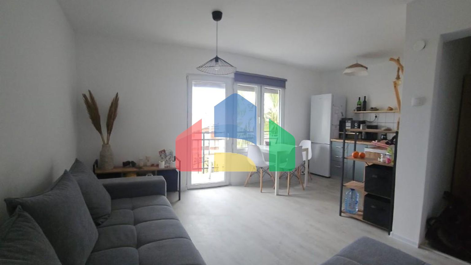 Продаётся квартира с видом на море и горы, Шушань, Бар