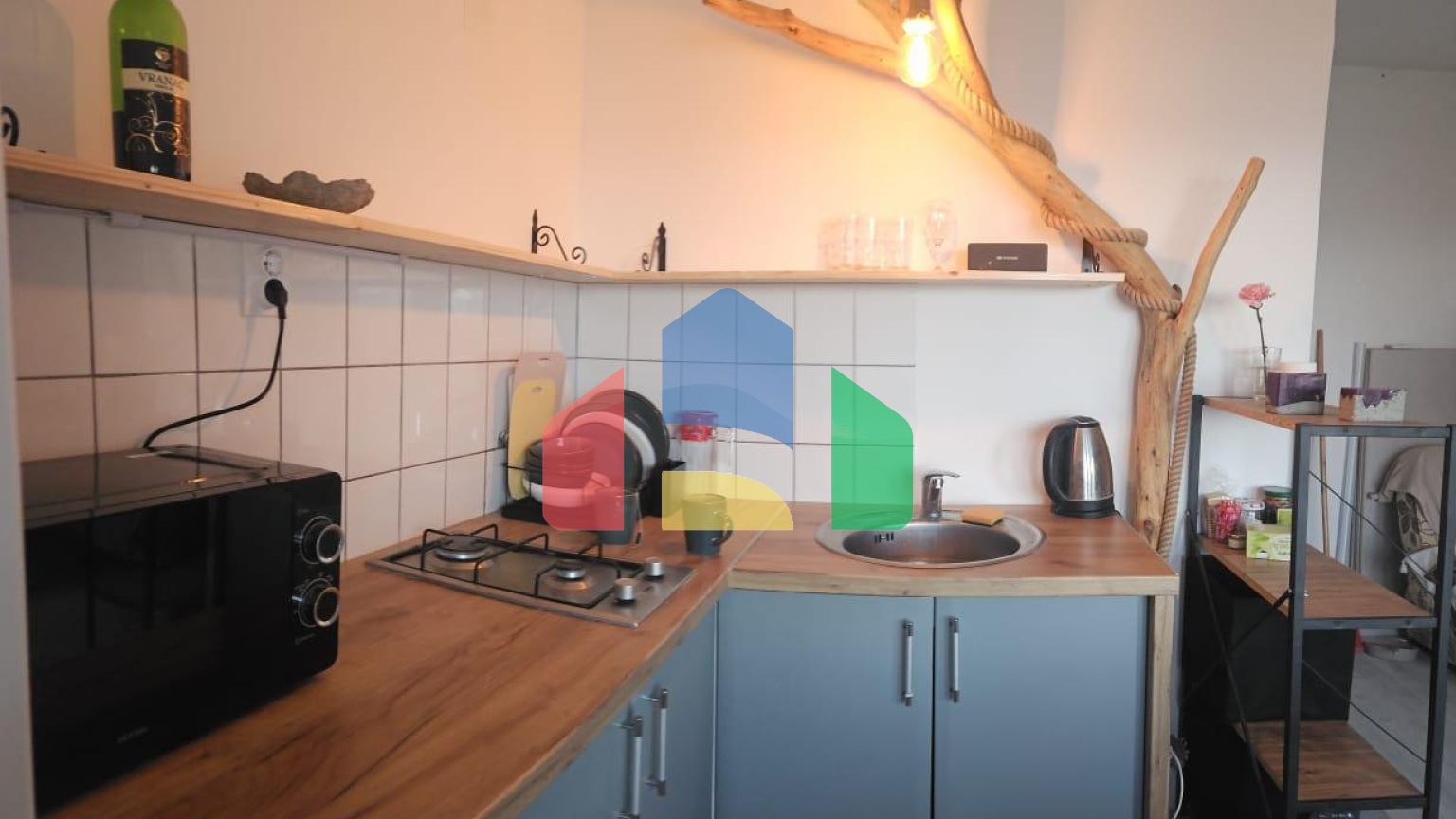 Продаётся квартира с видом на море и горы, Шушань, Бар