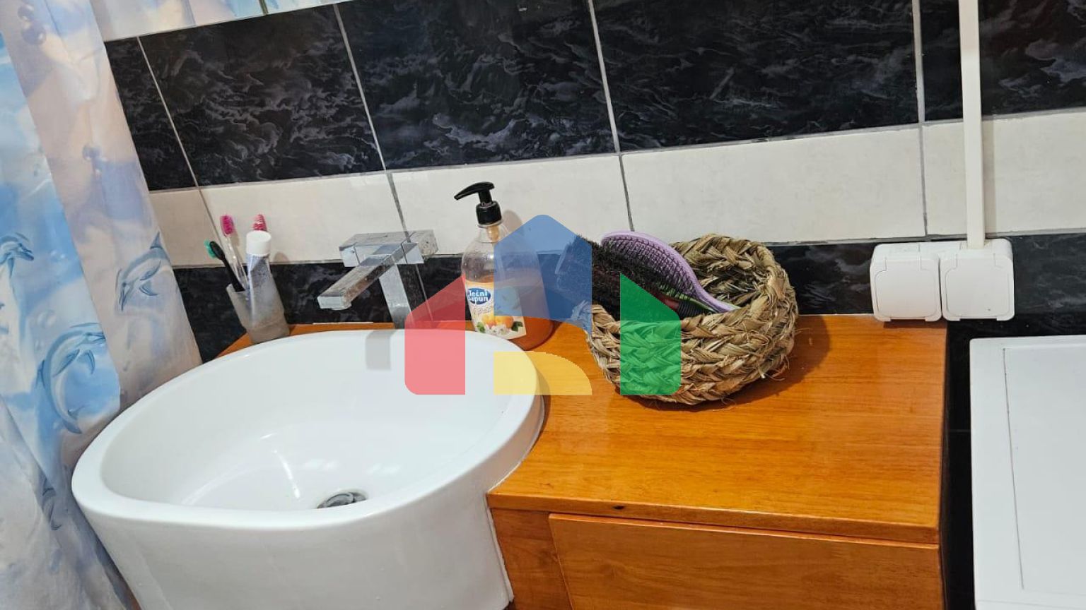 Продаётся квартира с видом на море и горы, Шушань, Бар