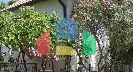 Два легальных дома в Шушани