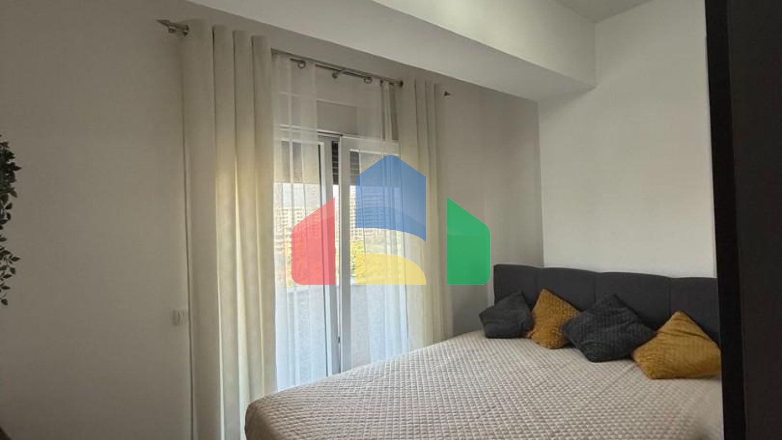 Квартира в центре Бара 52 м² новый дом