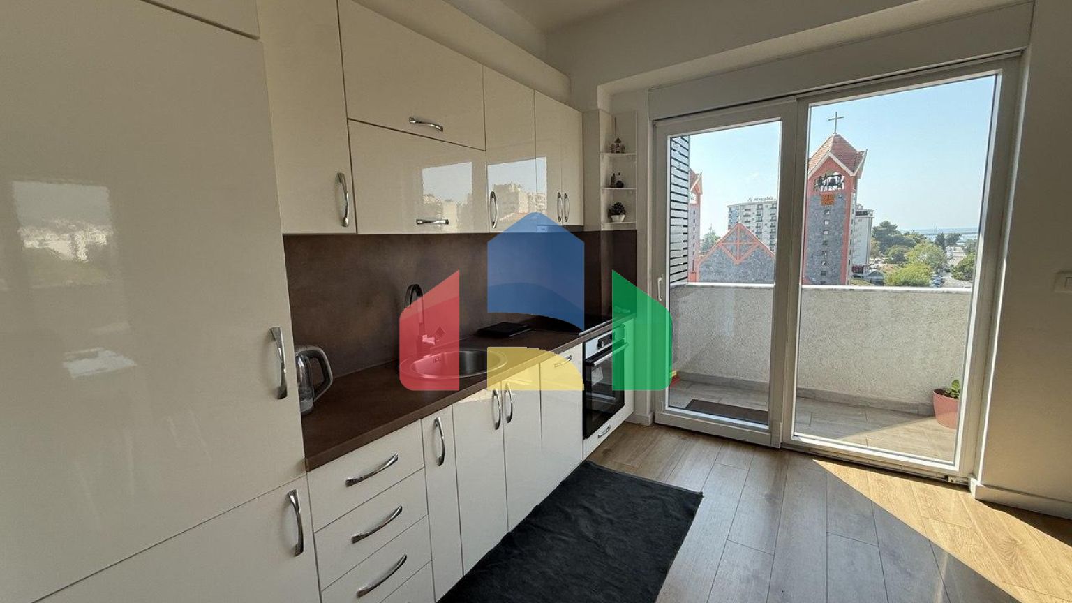 Квартира в центре Бара 52 м² новый дом