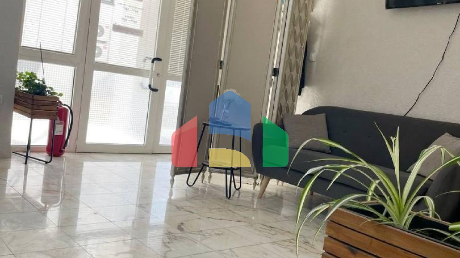 Продажа офиса в Баре   29 м², первый этаж