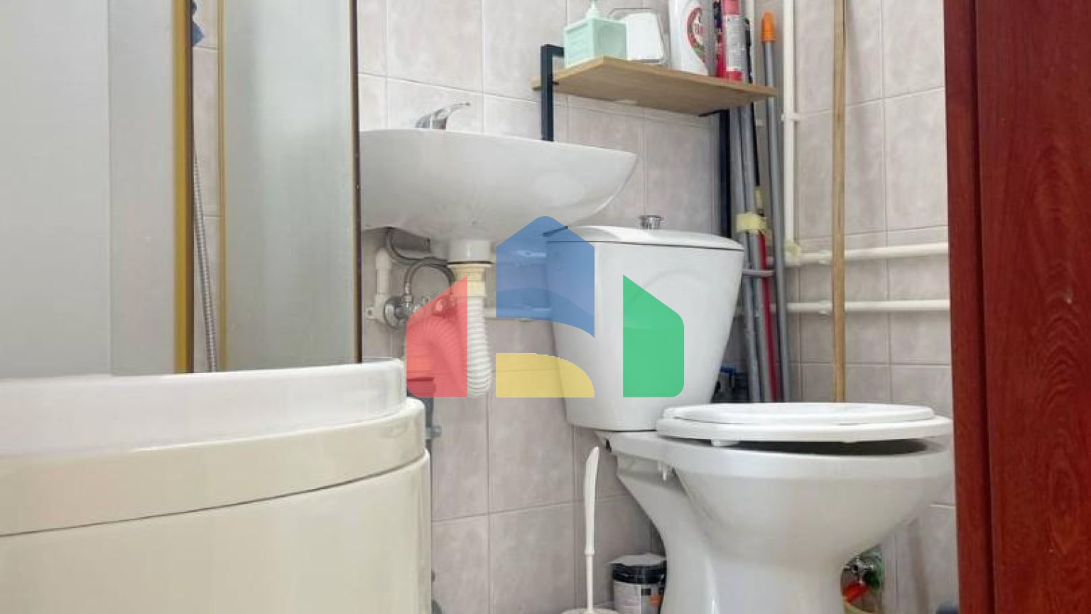 Продажа офиса в Баре   29 м², первый этаж