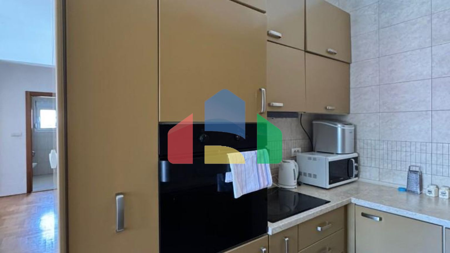 Квартира 87 м2 в центре Бара с видом на море