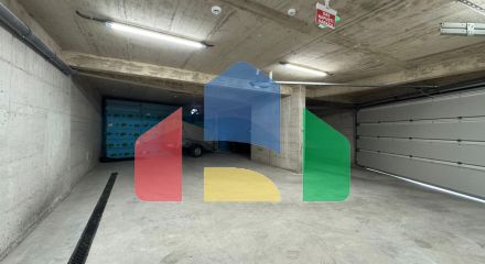 Квартиры в новом доме рядом с морем и спортивным центром Тополица, Бар