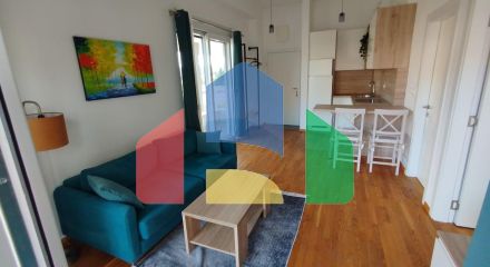 Бар. Центр. Жилой комплекс Twin House