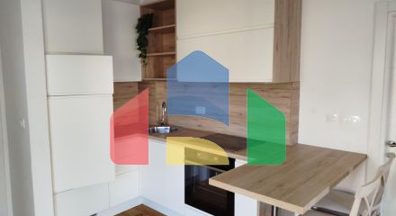 Бар. Центр. Жилой комплекс Twin House