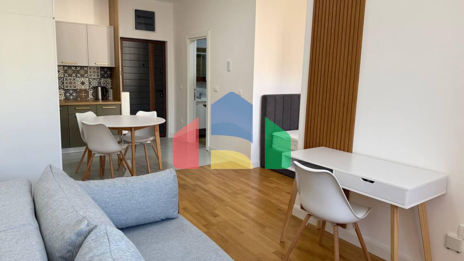 Современная квартира в центре Бара, новый дом 2025 года