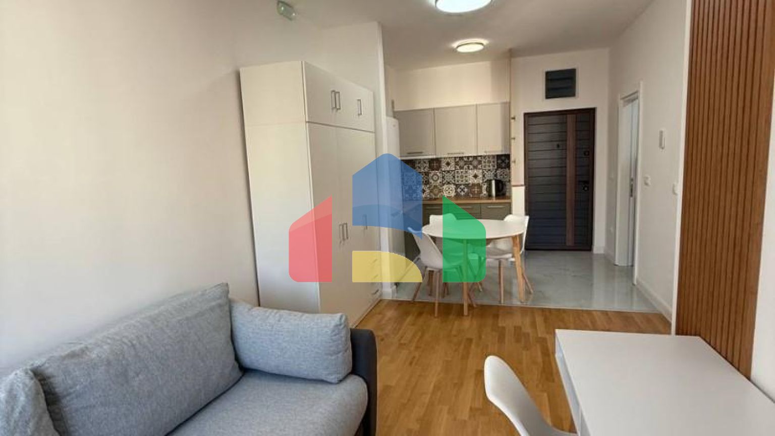 Современная квартира в центре Бара, новый дом 2025 года