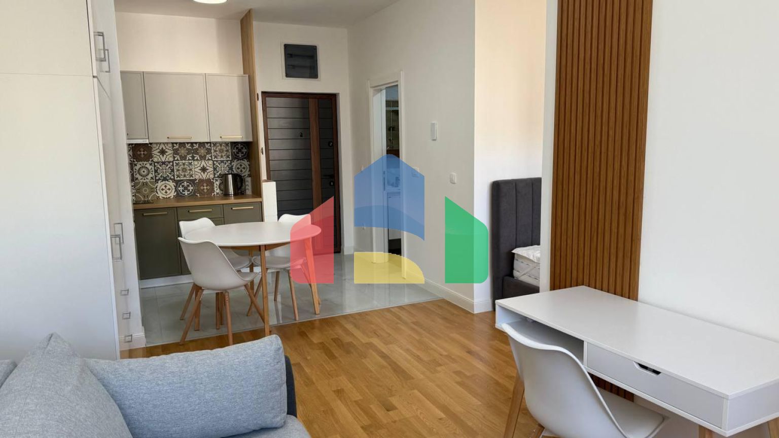 Современная квартира в центре Бара, новый дом 2025 года