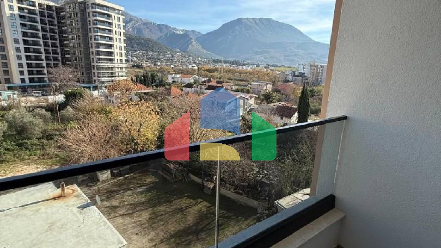 Современная квартира в центре Бара, новый дом 2025 года