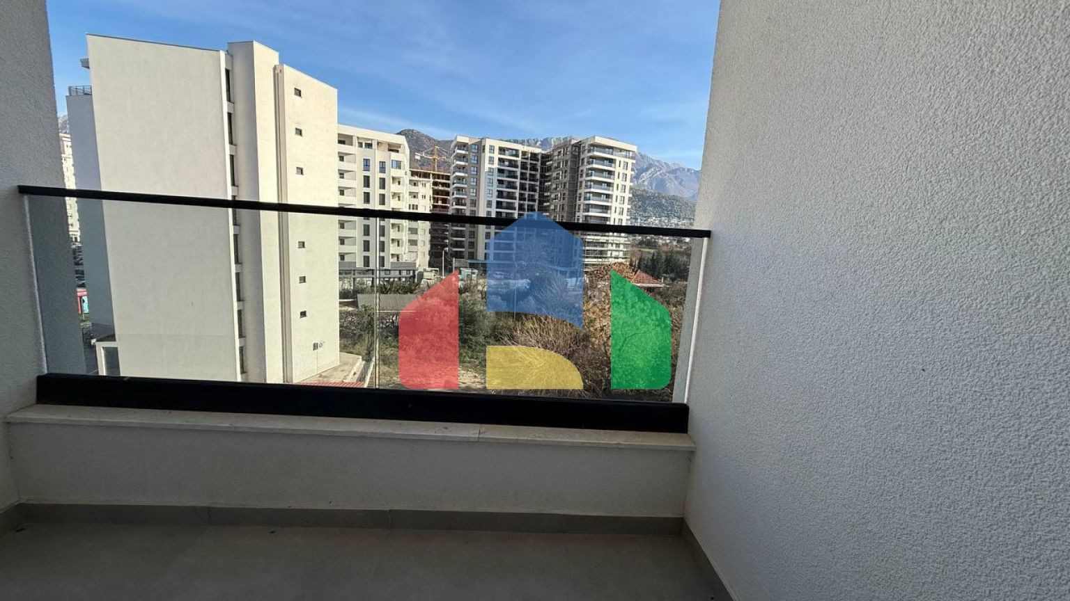 Современная квартира в центре Бара, новый дом 2025 года