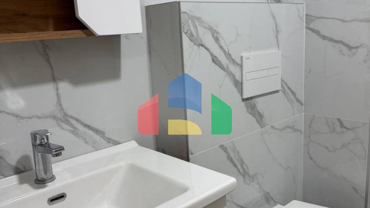 Современная квартира в центре Бара, новый дом 2025 года