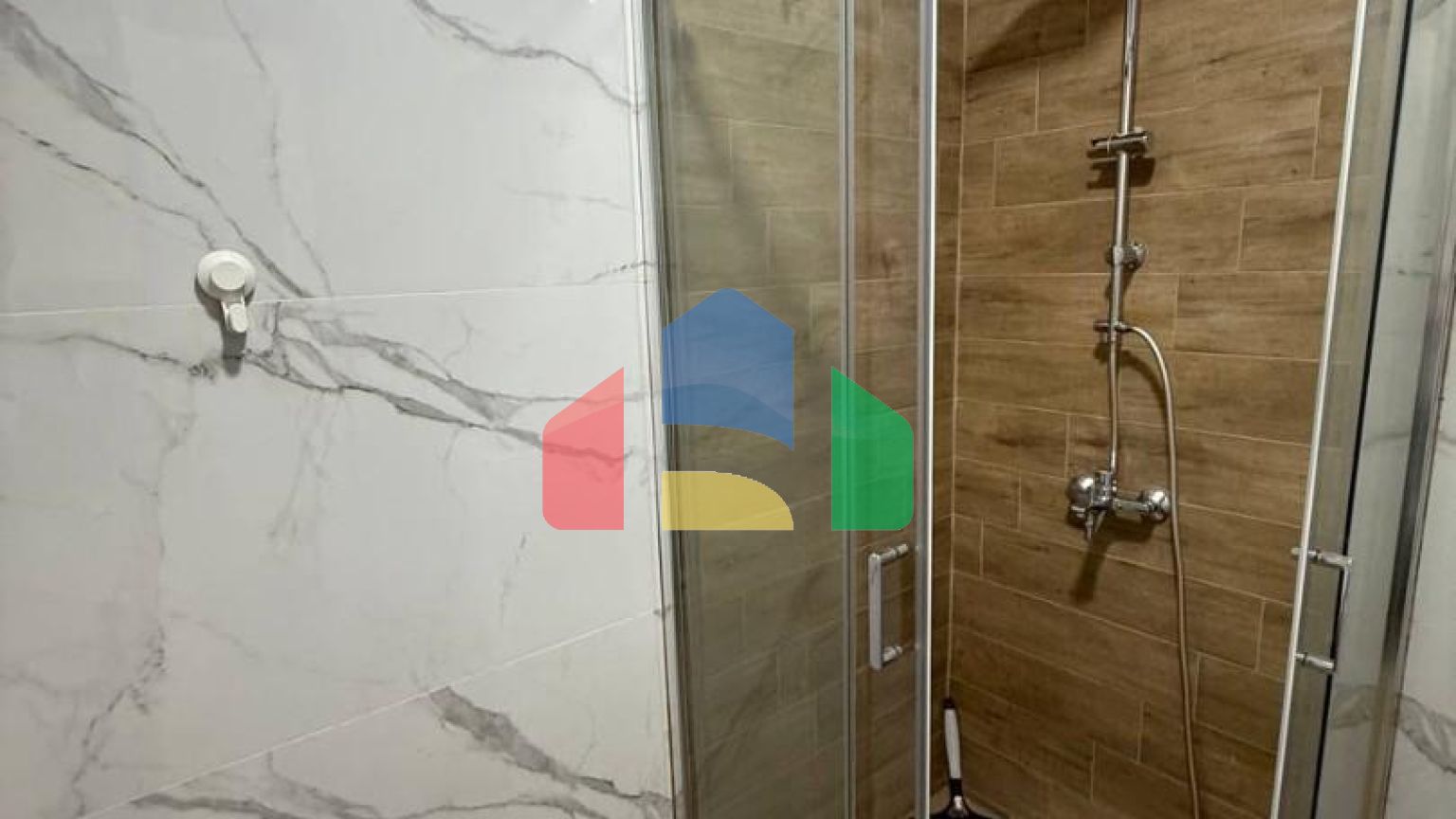 Современная квартира в центре Бара, новый дом 2025 года