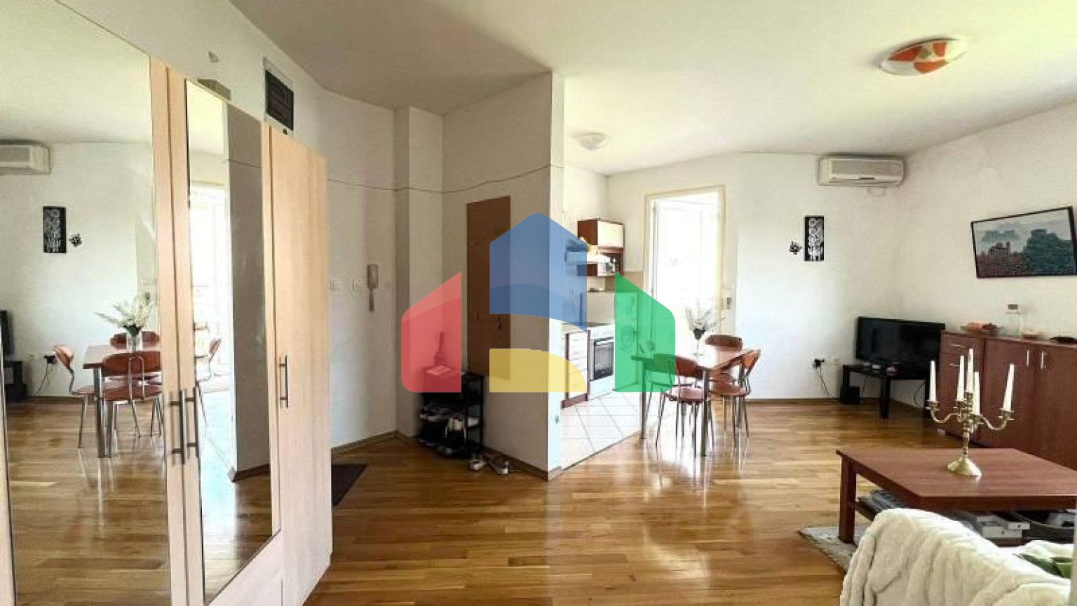 Квартира в центре Бара с одной спальней