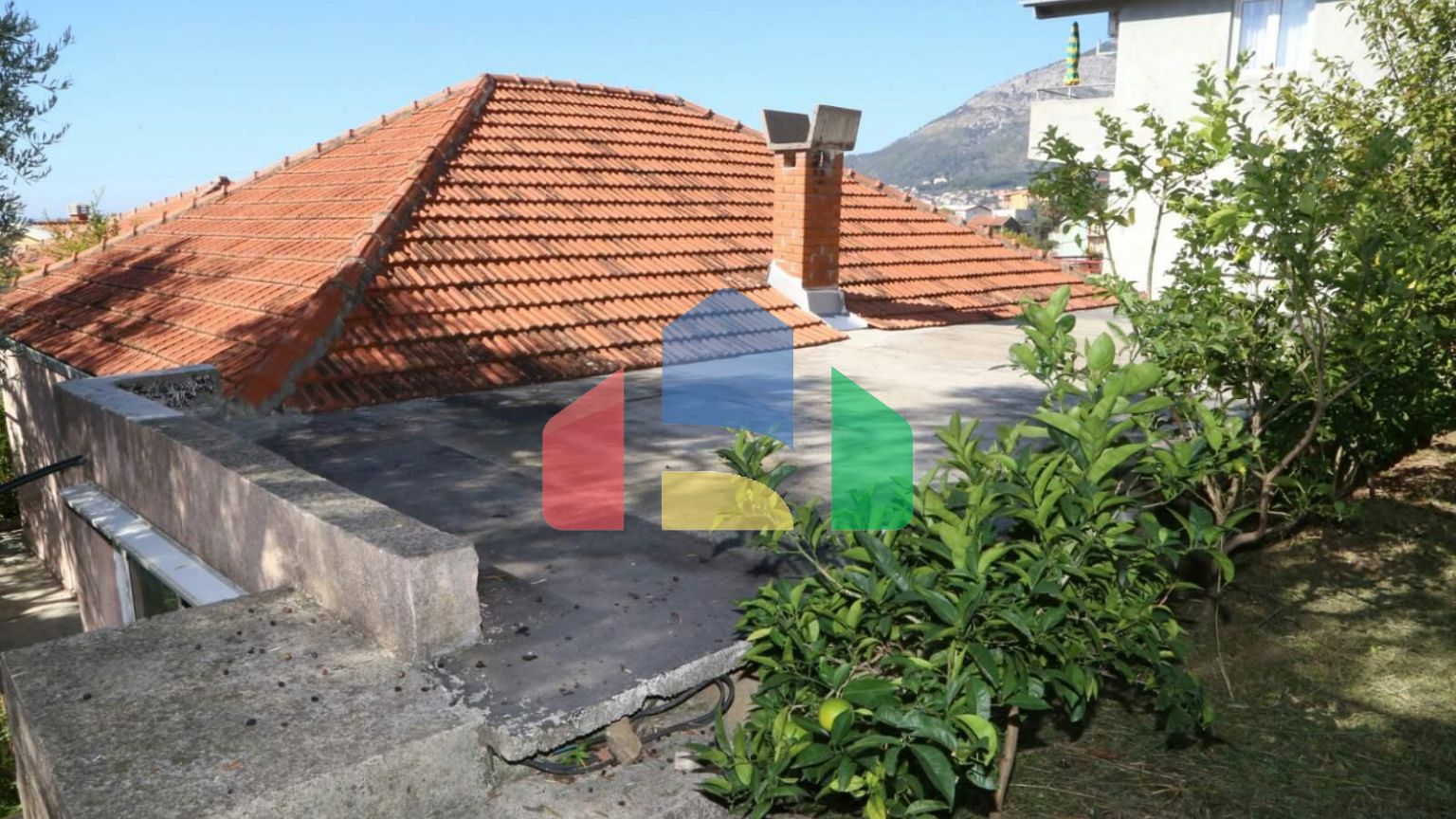 Продаётся семейный дом в Баре, посёлок Белиши.