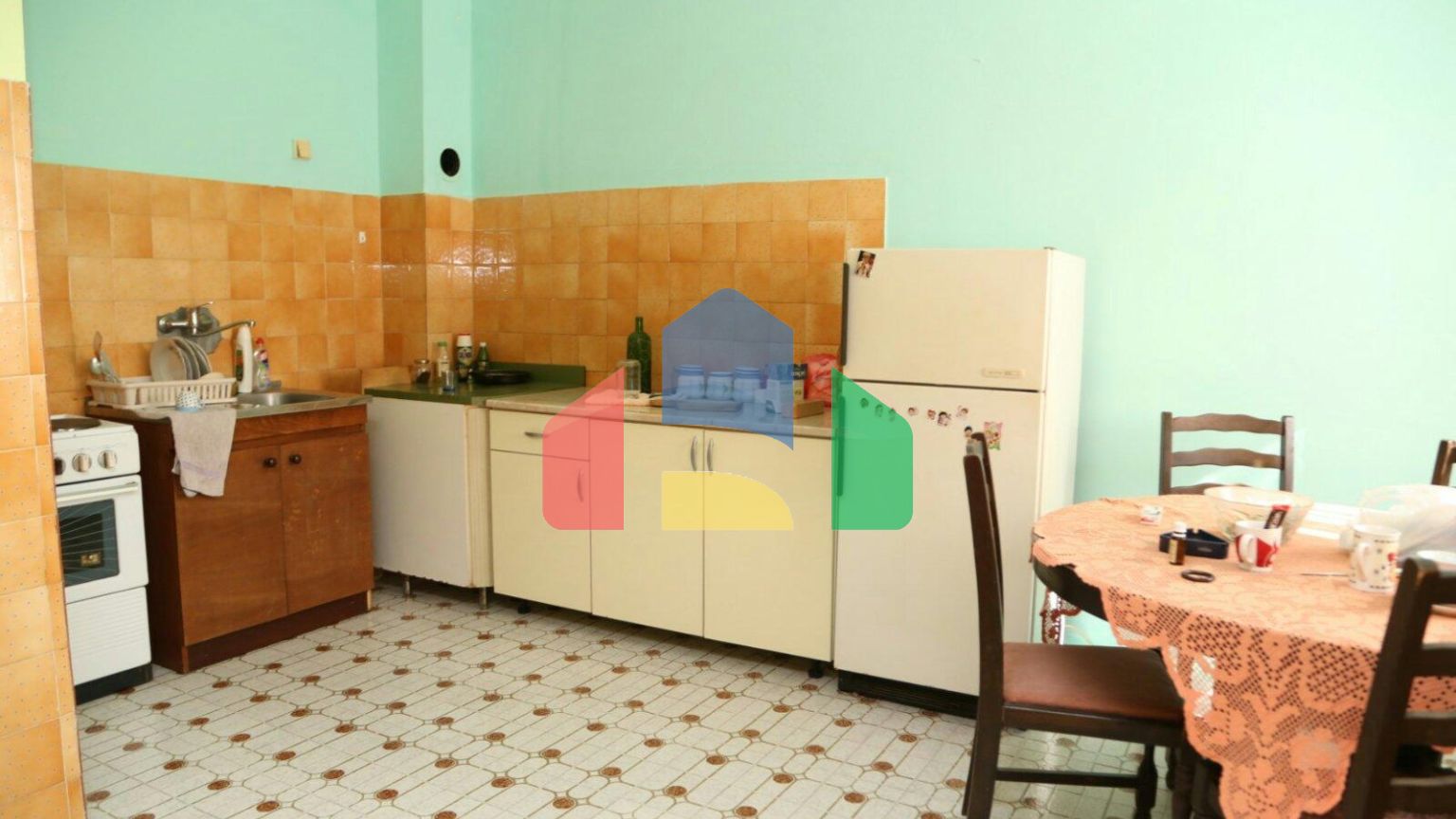 Продаётся семейный дом в Баре, посёлок Белиши.