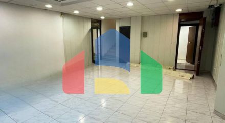 Офисное помещение расположено в центре Бара, напротив торгового центра Royal.