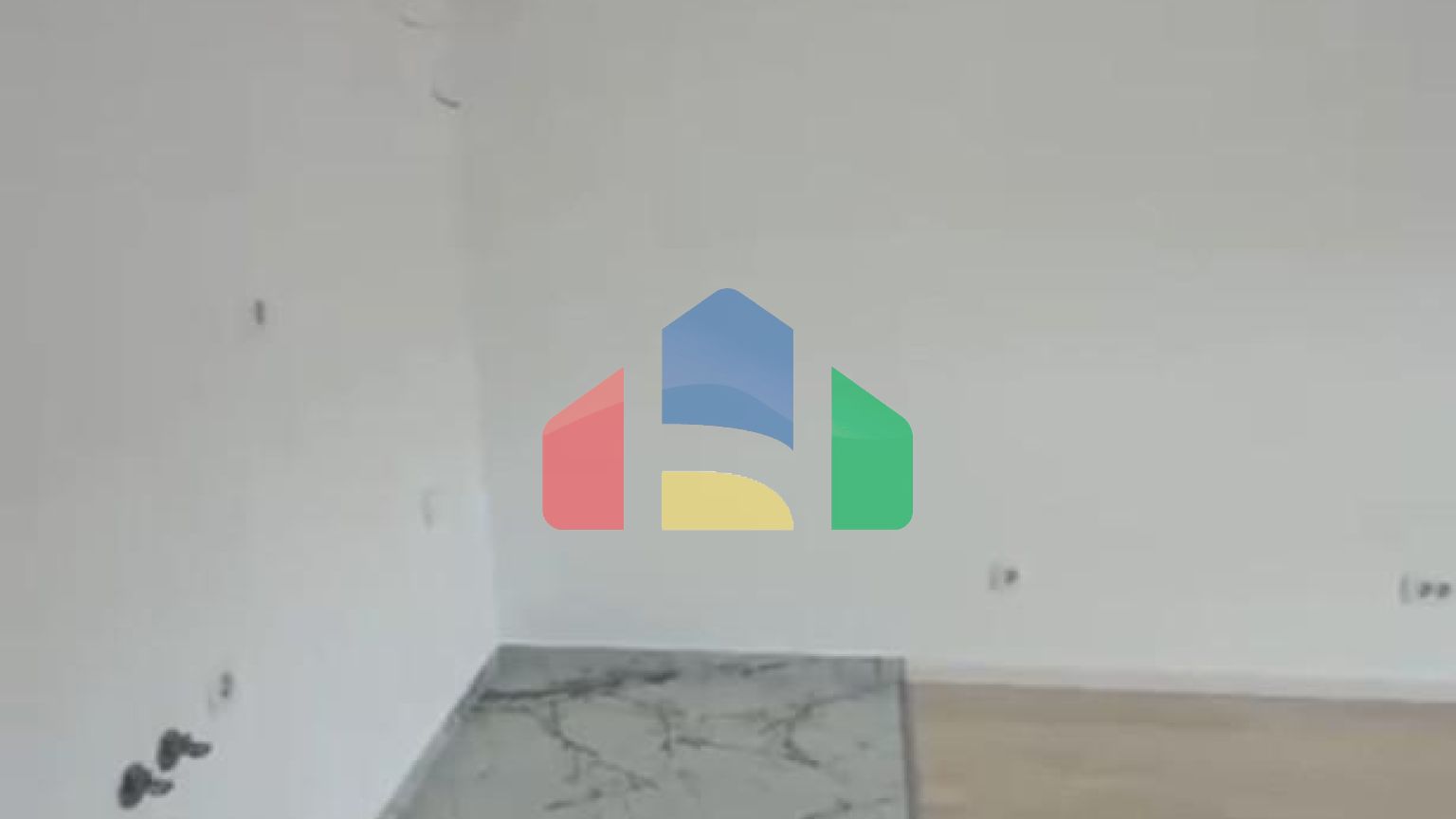 Продаётся студия в новом жилом доме, Бар