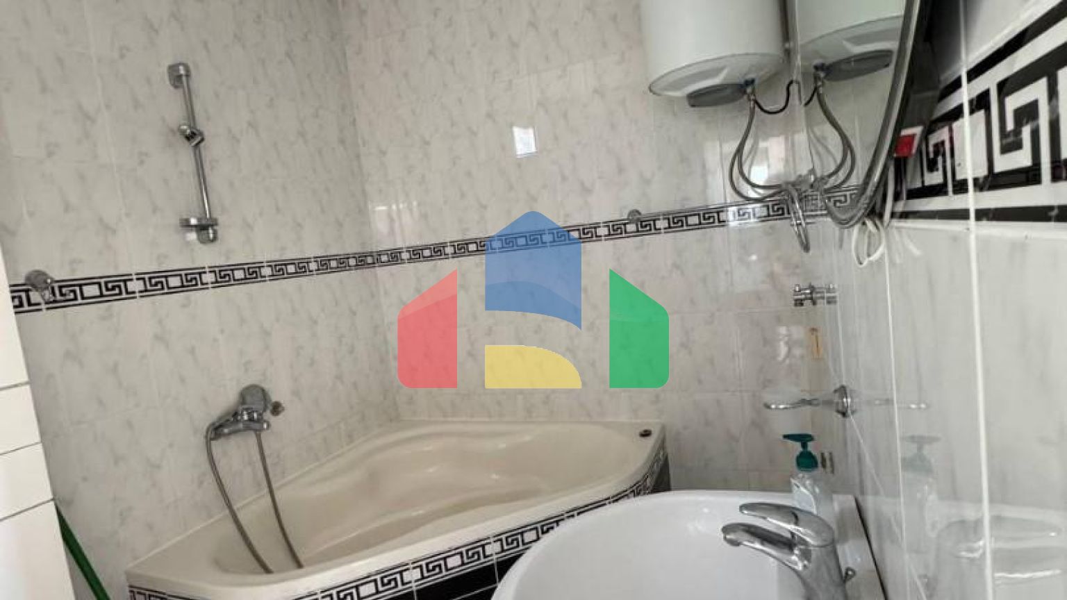 Трёхэтажный легальный дом в Баре (Шушань) 142 м2 плюс бонус участок 350 м2