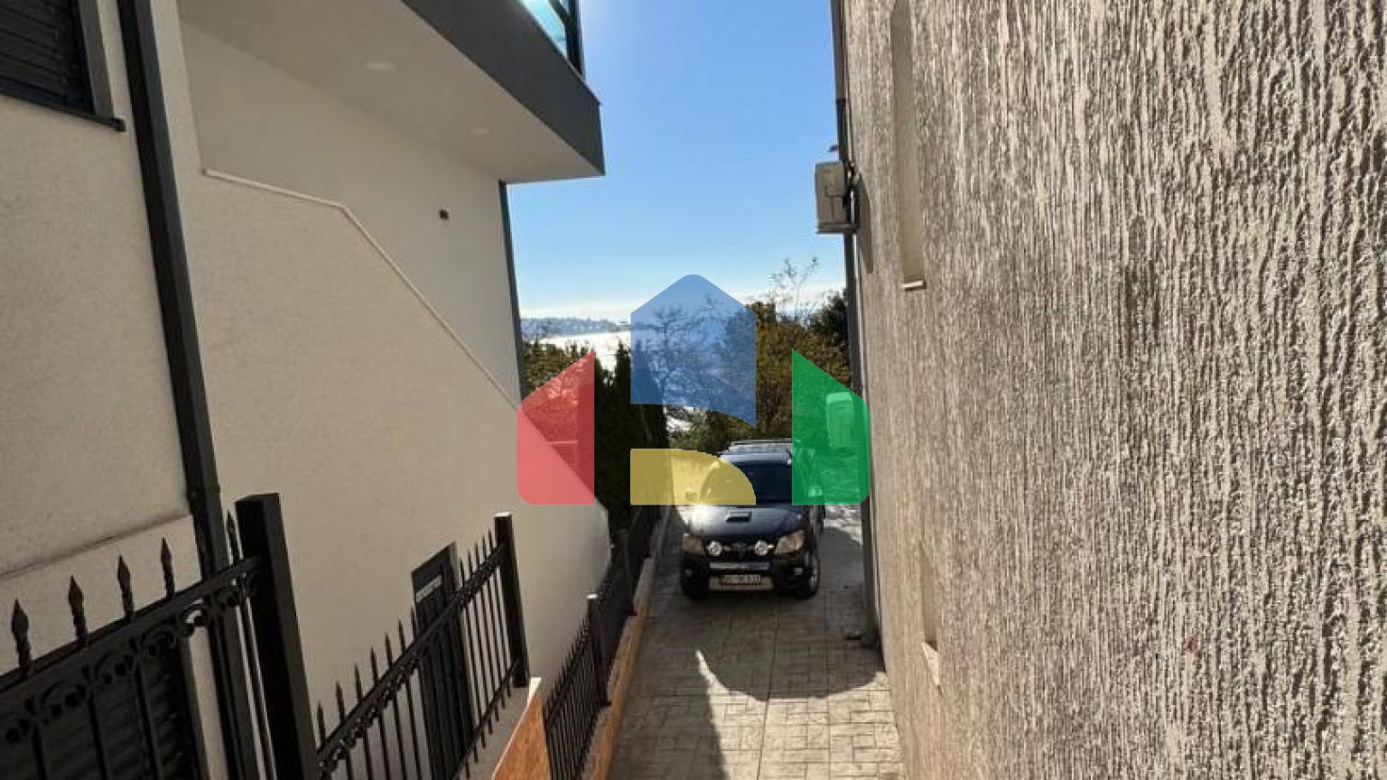 Трёхэтажный легальный дом в Баре (Шушань) 142 м2 плюс бонус участок 350 м2