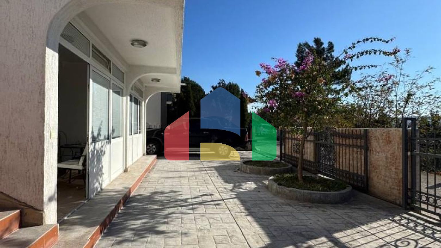 Трёхэтажный легальный дом в Баре (Шушань) 142 м2 плюс бонус участок 350 м2