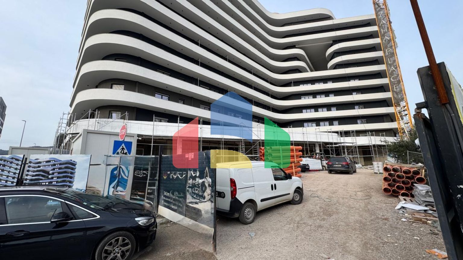 Продаётся элитная квартира в новом жилом комплексе в Баре.