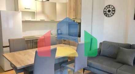 Продажа квартиры  с двумя спальнями в центре Бара