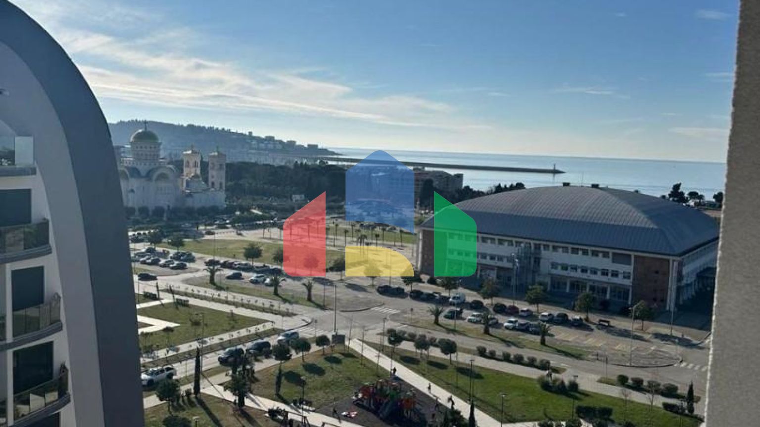 Квартира с 1 спальней с видом на море, в современном комплексе премиум класса в Баре.