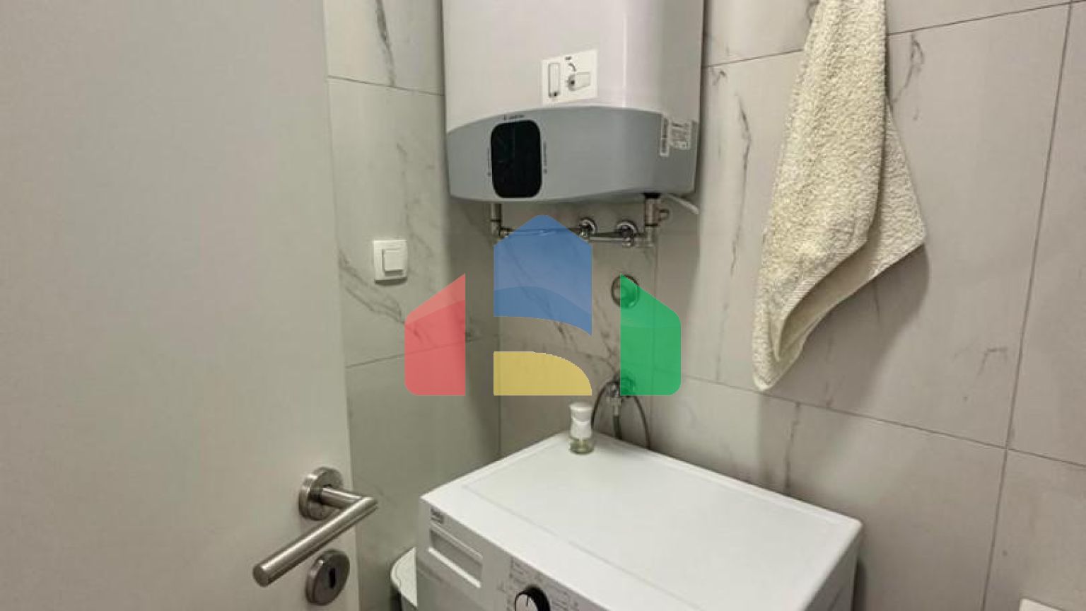 Квартира с 1 спальней с видом на море, в современном комплексе премиум класса в Баре.