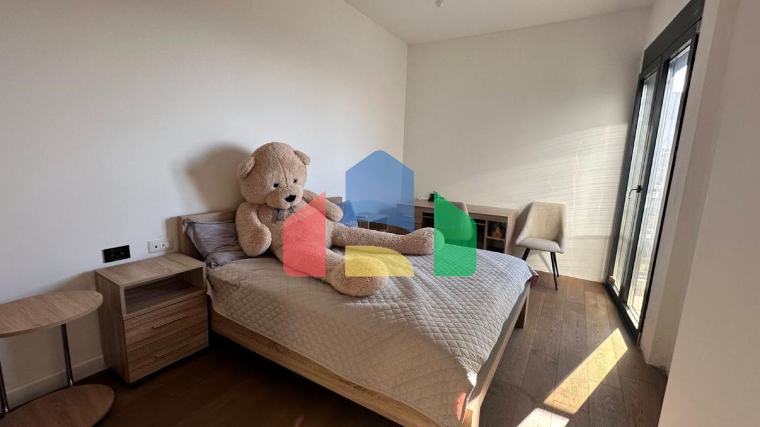 Квартира с 1 спальней с видом на море, в современном комплексе премиум класса в Баре.