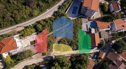 Продаётся участок 710 м² в Шушани с видом на море под застройку