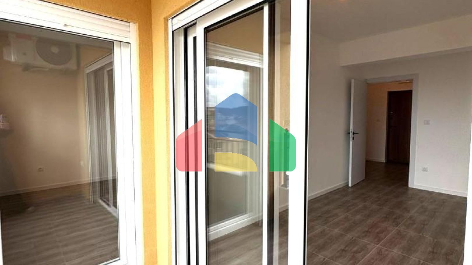 Квартира в новом доме в Баре, Ильино