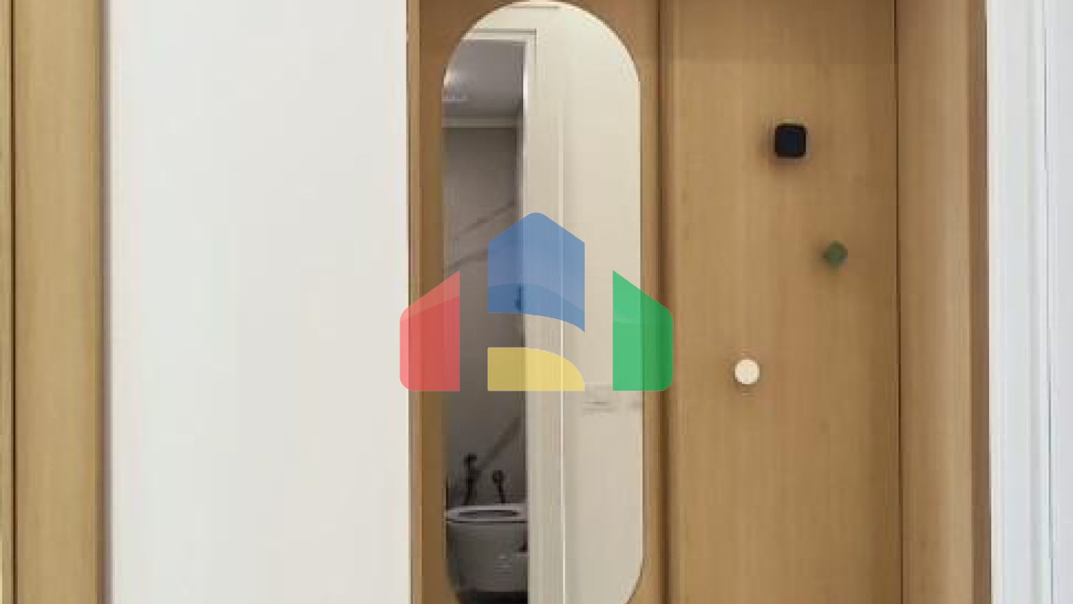 Продаётся квартира-студия в новом современном жилом комплексе с бассейном.