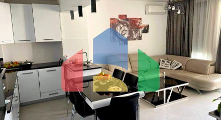 Квартира в центре Бара с двумя спальнями