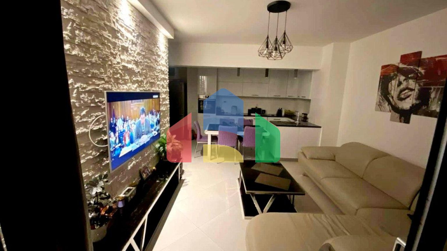 Квартира в центре Бара с двумя спальнями