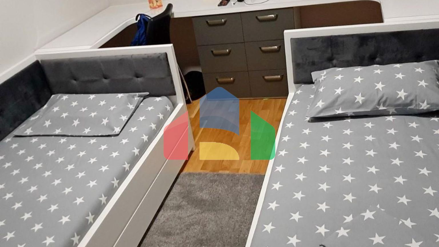 Квартира в центре Бара с двумя спальнями