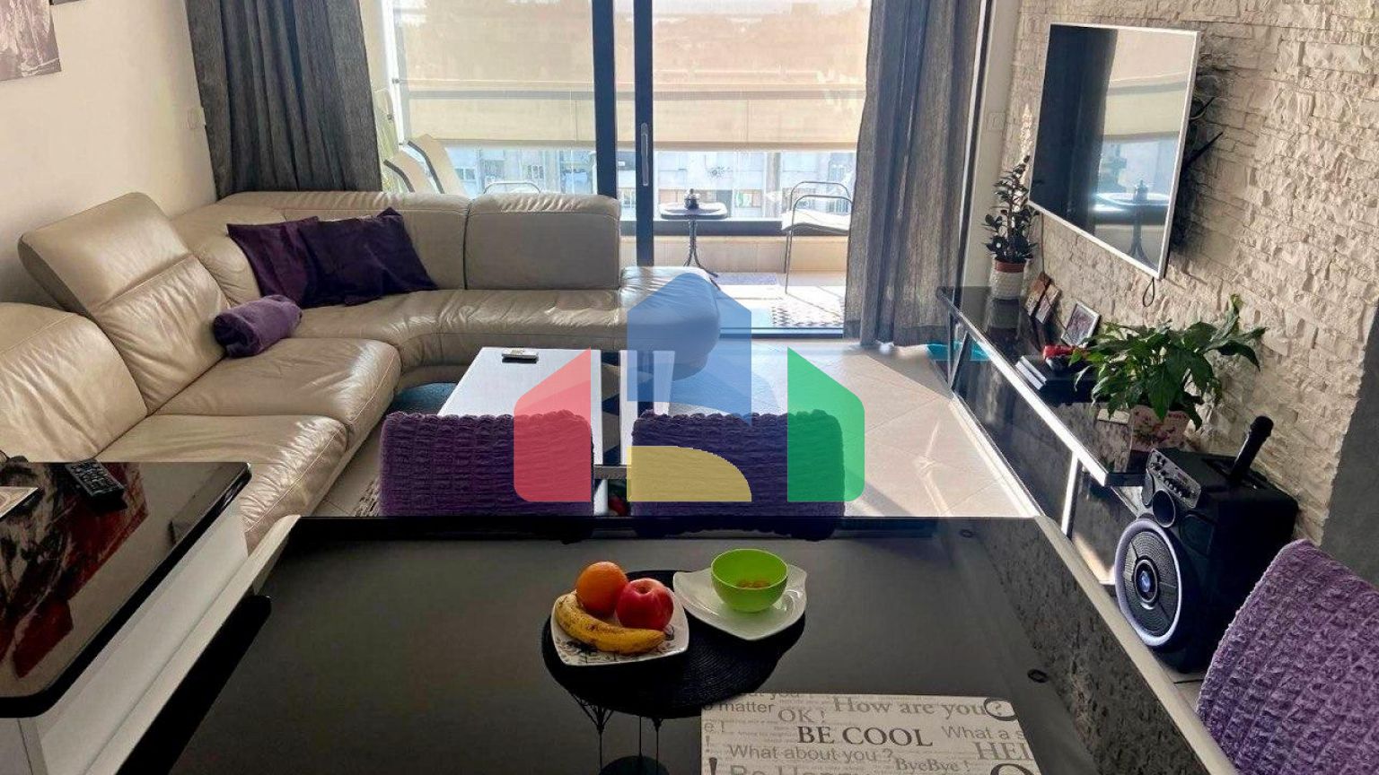 Квартира в центре Бара с двумя спальнями