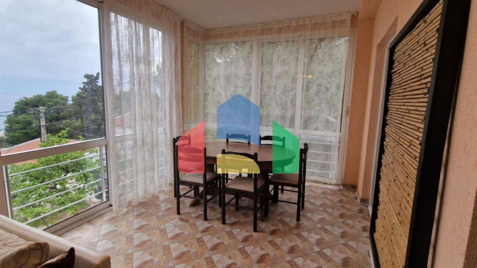 Бар, дом с панорамным видом на море