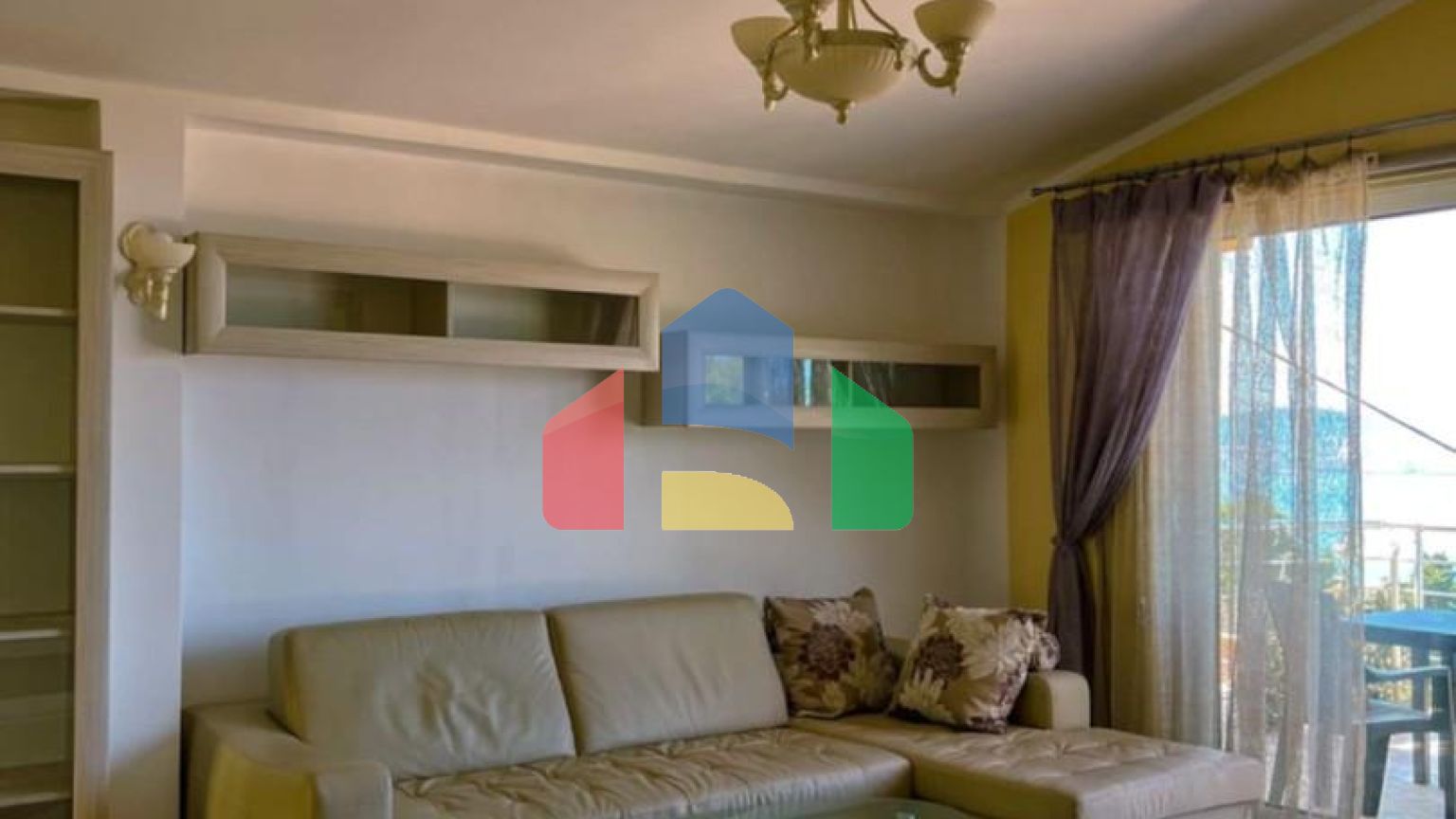 Бар, дом с панорамным видом на море