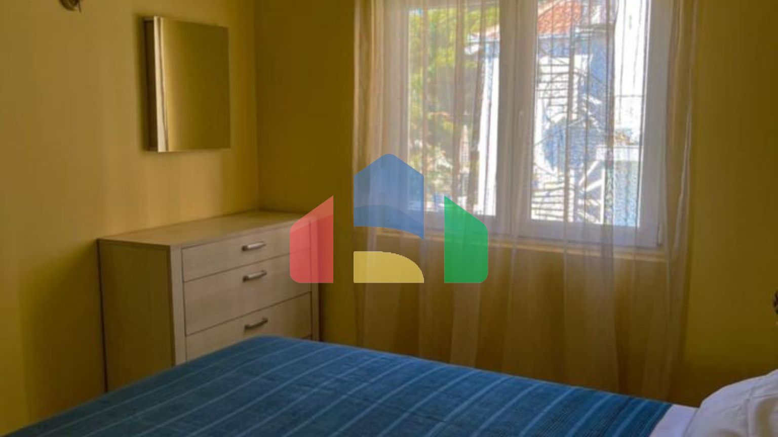 Бар, дом с панорамным видом на море