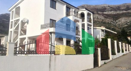 House in Sutomore, Bar