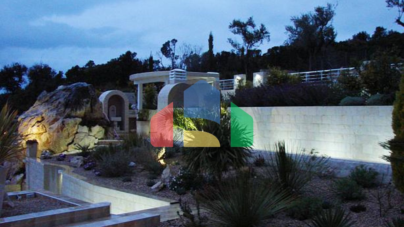 Две виллы класса люкс в комплексе