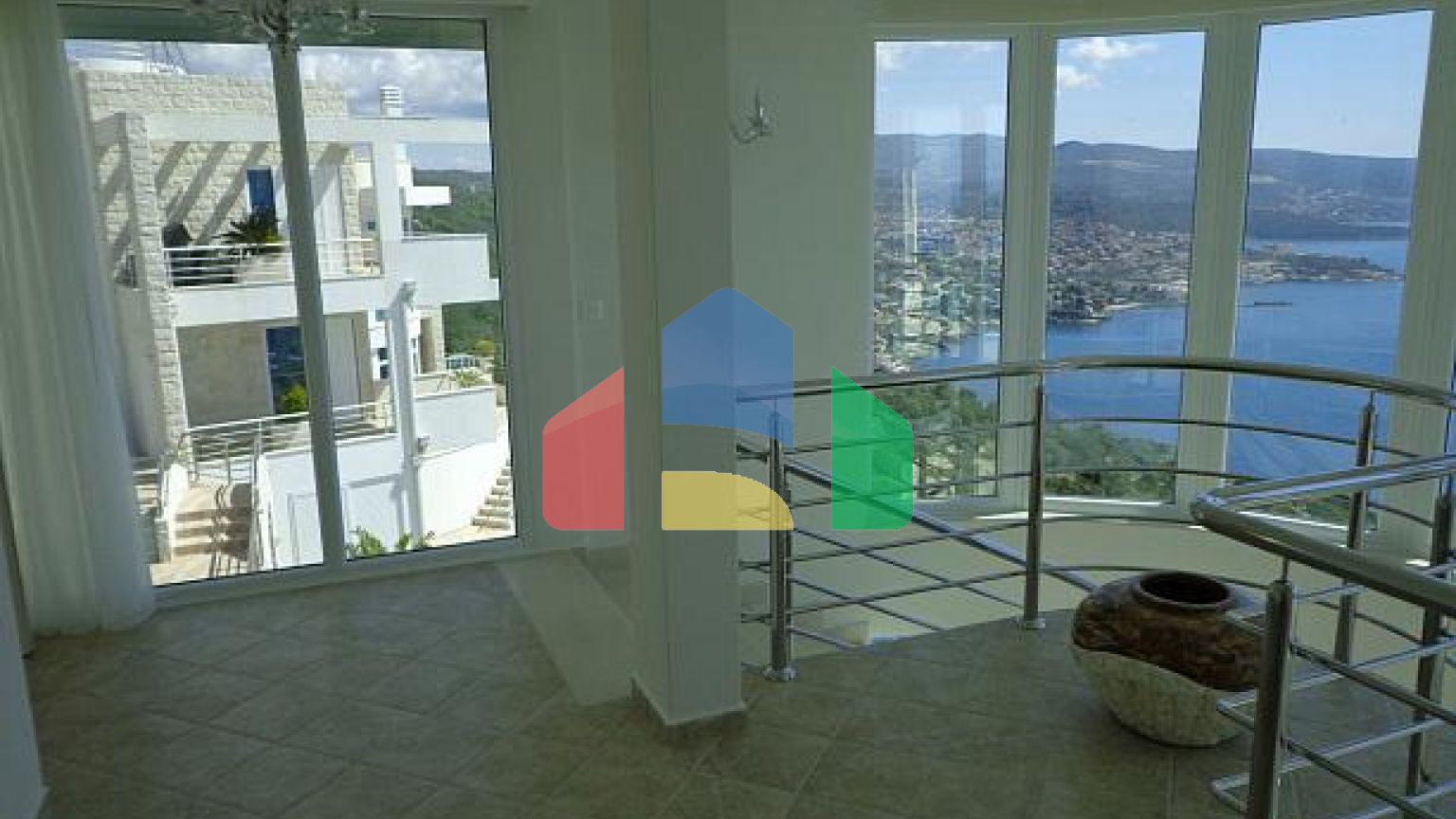 Две виллы класса люкс в комплексе